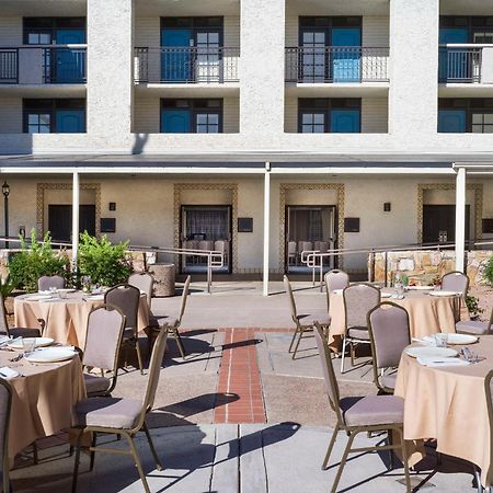 Embassy Suites By Hilton Scottsdale Resort Esterno foto