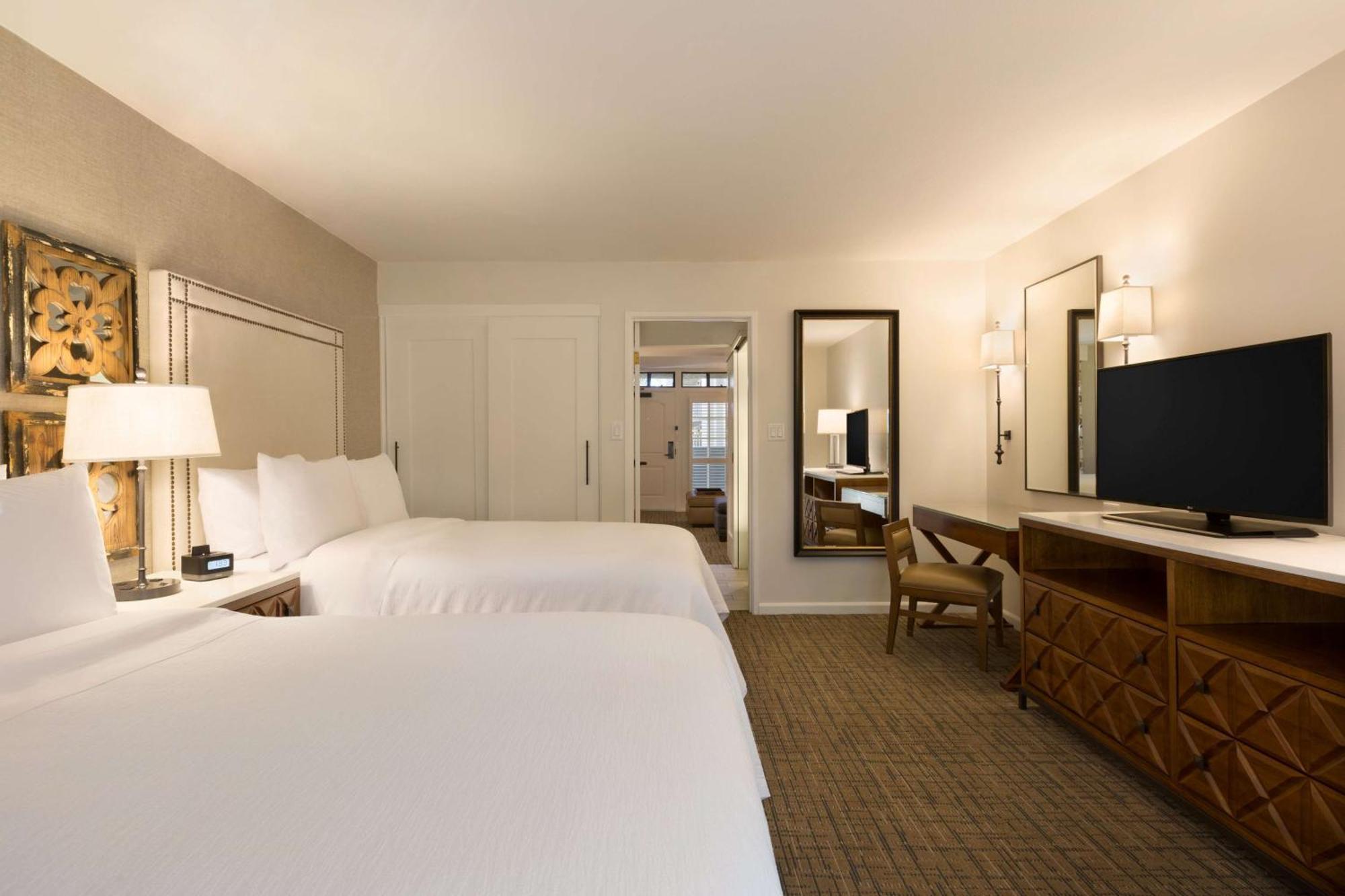 Embassy Suites By Hilton Scottsdale Resort Esterno foto