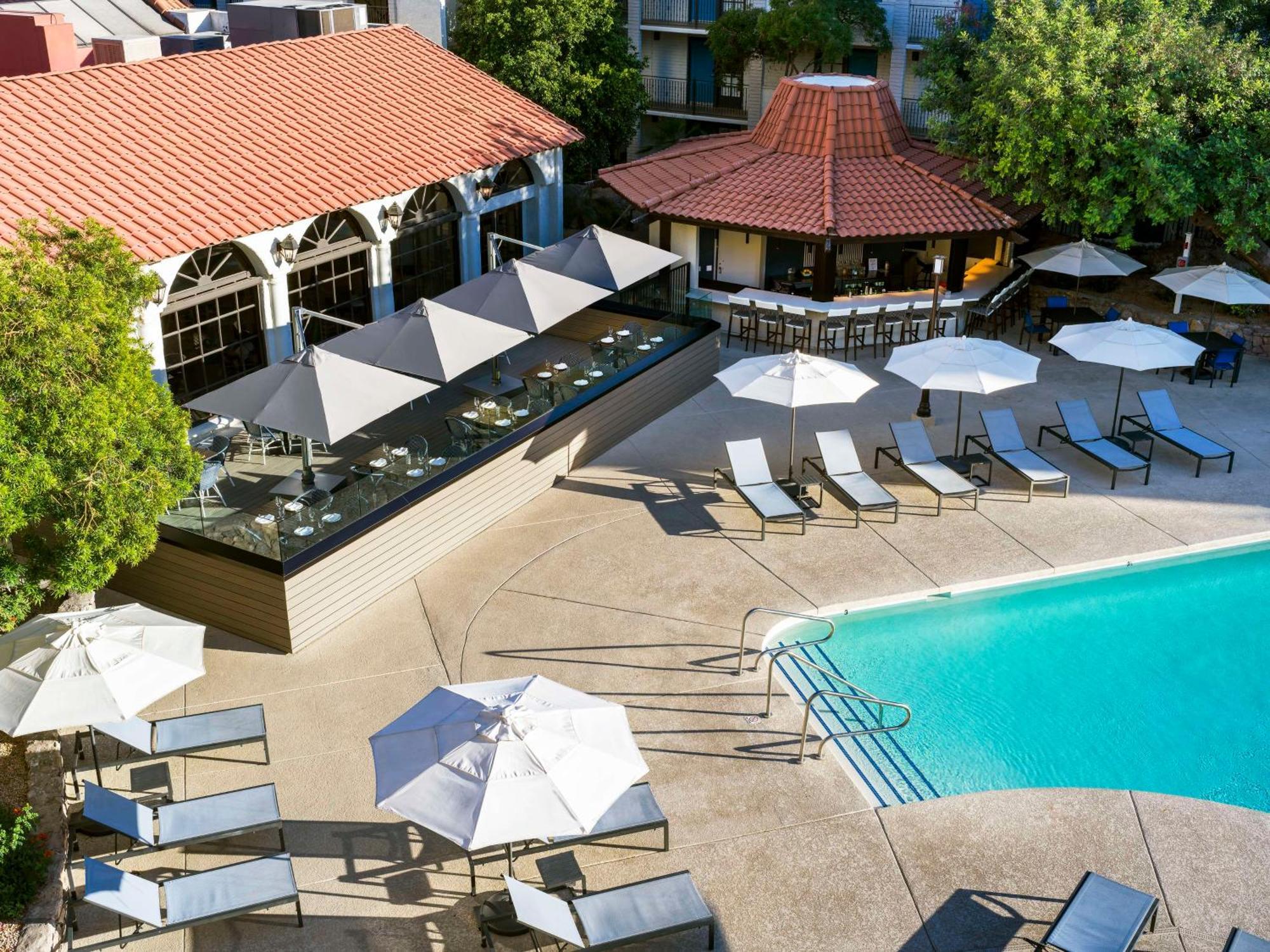 Embassy Suites By Hilton Scottsdale Resort Esterno foto