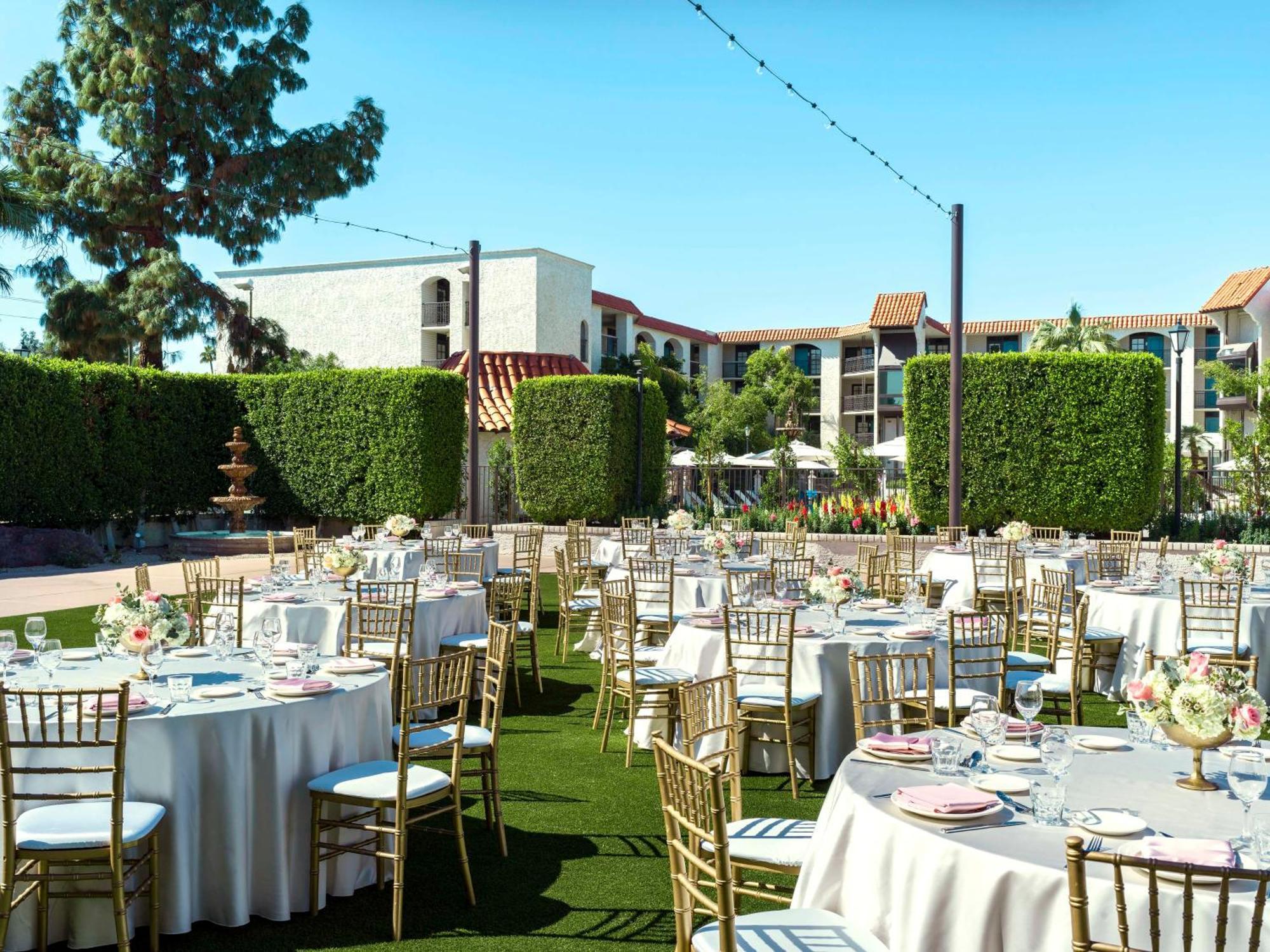 Embassy Suites By Hilton Scottsdale Resort Esterno foto