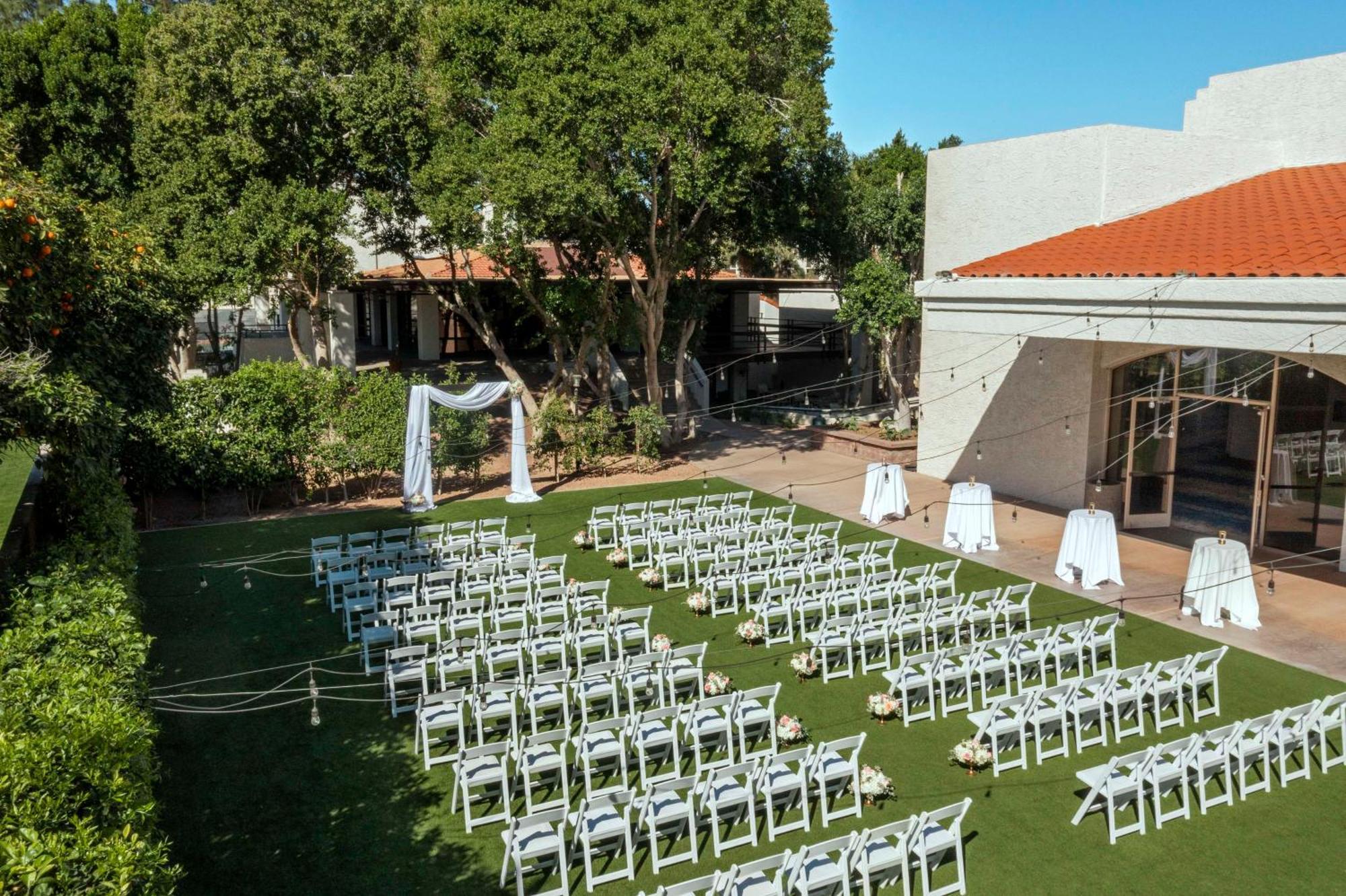 Embassy Suites By Hilton Scottsdale Resort Esterno foto