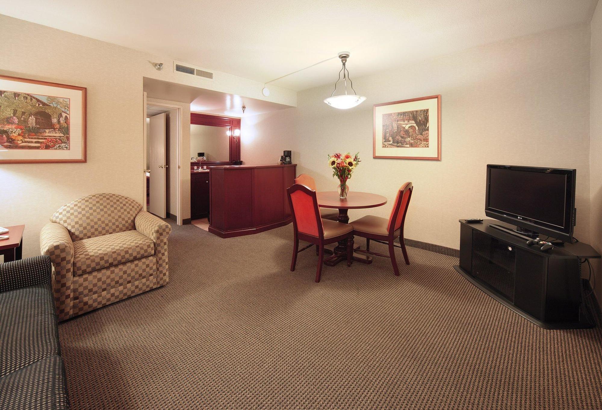Embassy Suites By Hilton Scottsdale Resort Esterno foto