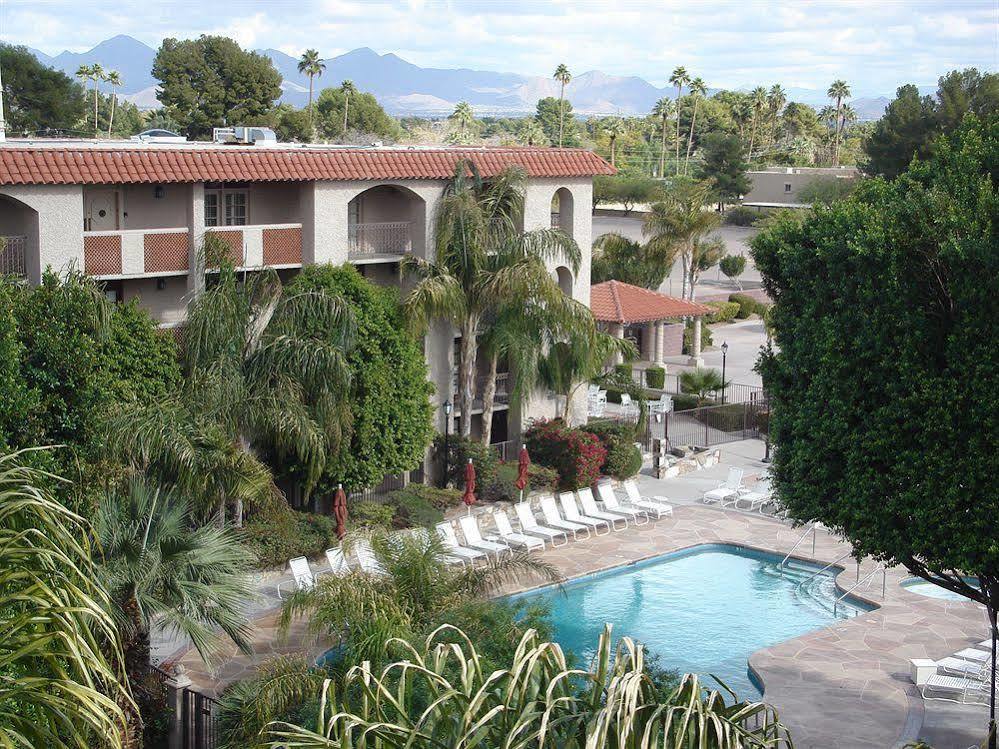 Embassy Suites By Hilton Scottsdale Resort Esterno foto