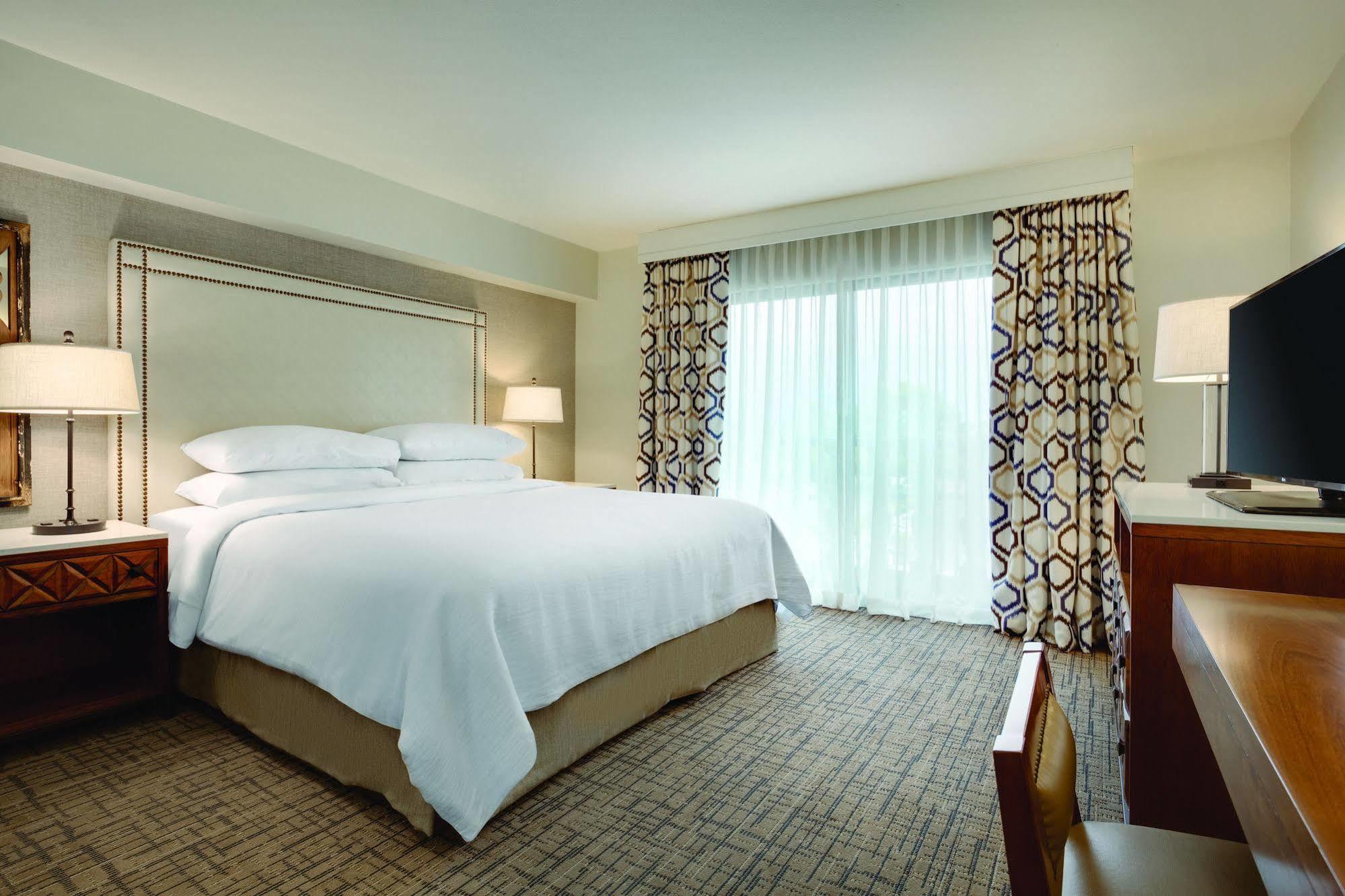 Embassy Suites By Hilton Scottsdale Resort Esterno foto